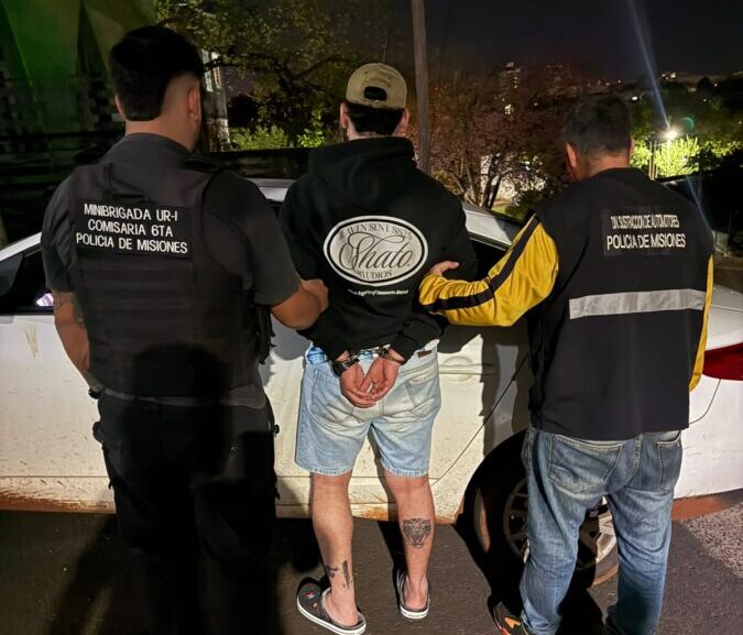 Posadas: fue a vender dólares, el supuesto comprador escapó con el dinero y le dispararon durante la persecución