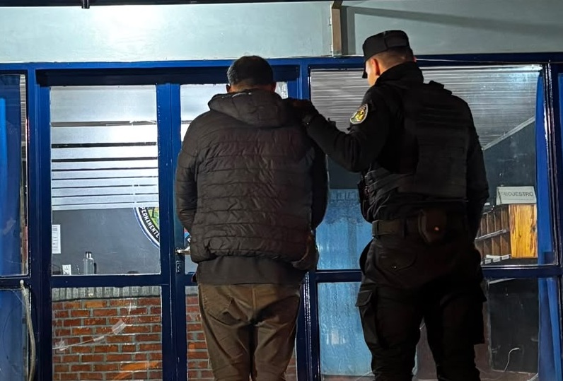 Ocho detenidos en distintos operativos policiales por robos, violencia y disturbios en Misiones 1 2 - detenido3 - 1
