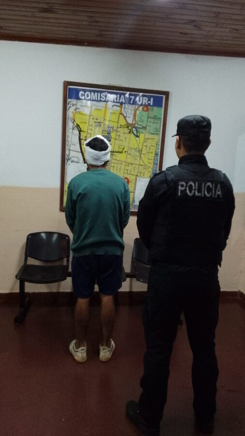 Cuatro detenidos en Posadas tras procedimientos por hurtos y otros hechos 3 6 - detenidos 3 2 - 5