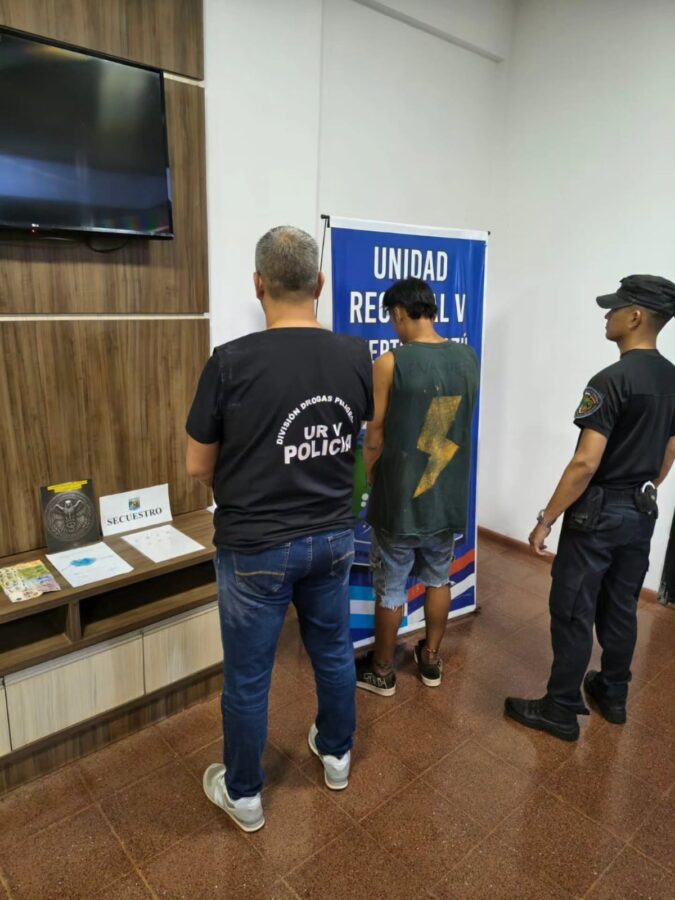 Quiso ingresar cocaína escondida en limones para un detenido en Iguazú y fue descubierto en el control 2 4 - droga en limones 1 - 3