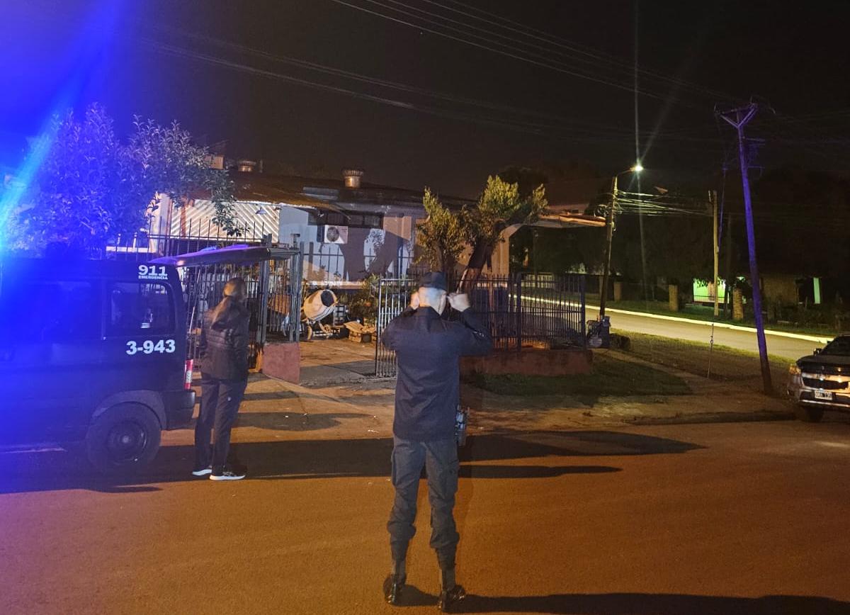 Llegó con un cuchillo a una vivienda y terminó baleado tras un enfrentamiento en Andresito
