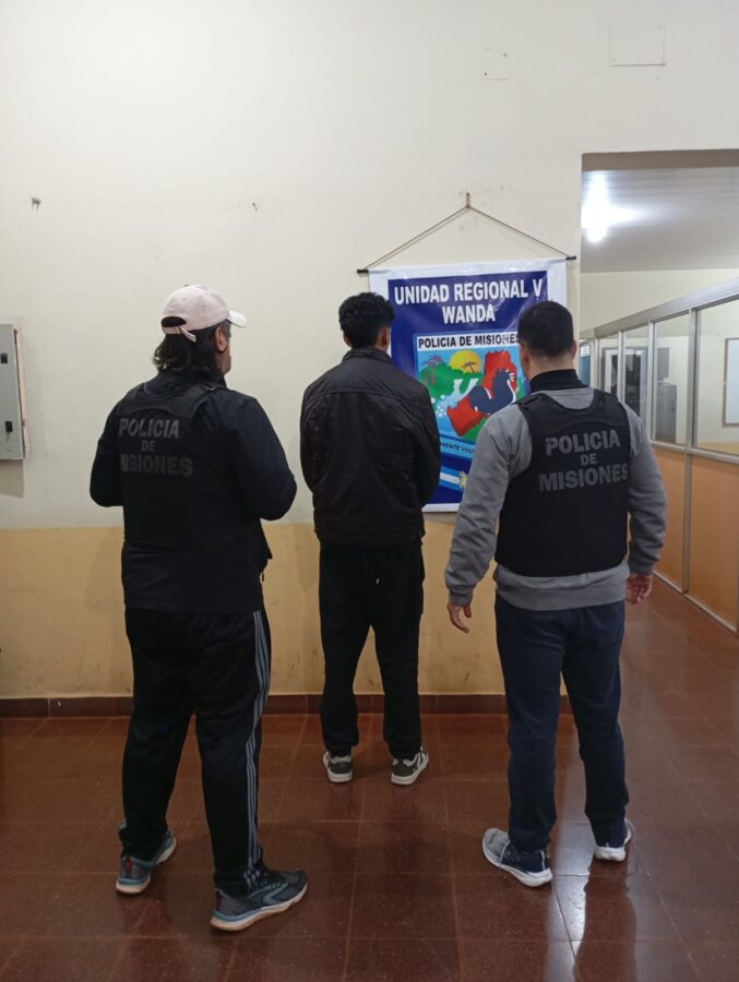 Detuvieron a uno de los acusados de asaltar a un hombre y robarle $3 millones en Wanda 2 4 - ladron wanda 2 - 3
