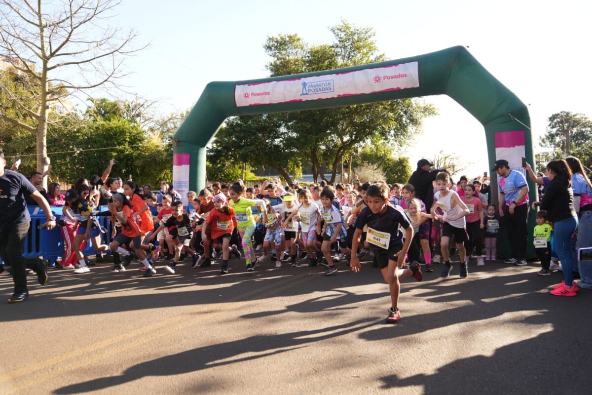 Más de 300 niños participaron en la Maratón Kids de Posadas