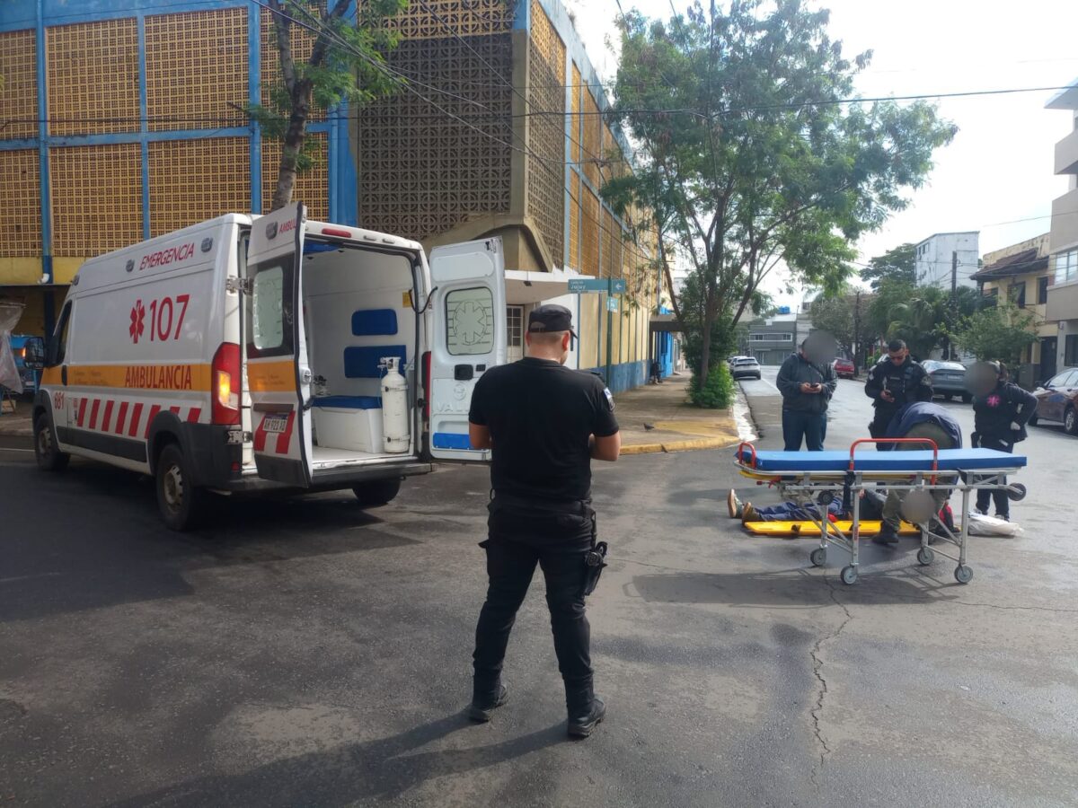 Una persona fue hospitalizada tras el choque entre dos motos en Posadas