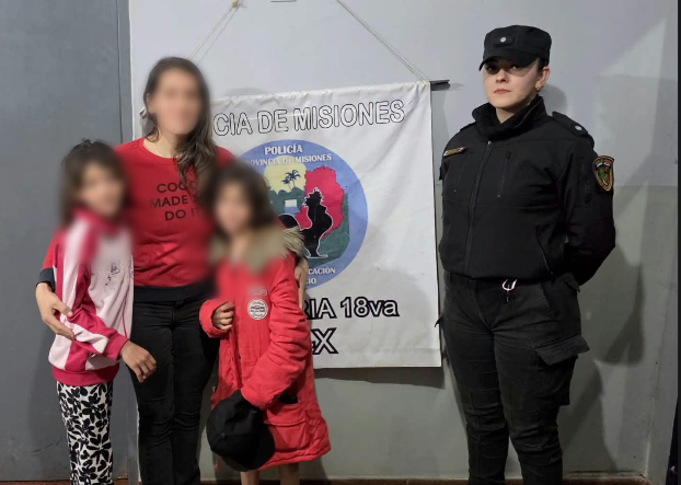Hallaron solos a cinco hermanos en Posadas y activaron un protocolo para localizar a su madre 1 2 - ninos hallados 1 - 1