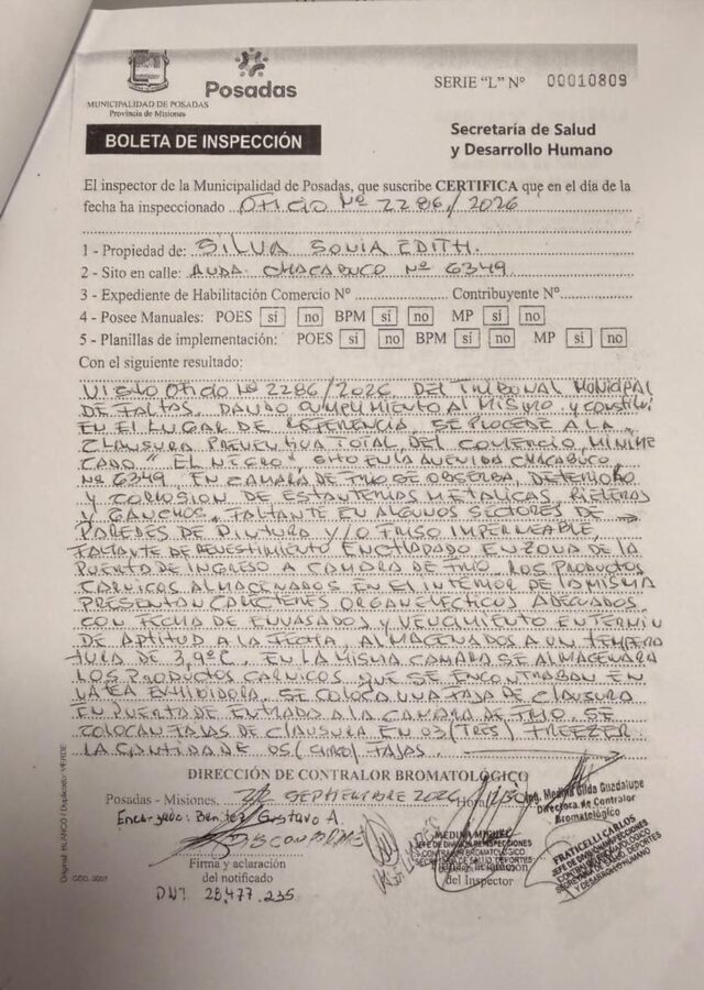 Clausura de un minimercado en Posadas: la Municipalidad denunció irregularidades sanitarias y una agresión 11 22 - Clausura de un minimercado en Posadas la Municipalidad denuncio irregularidades sanitarias y una agresion 3 - 21