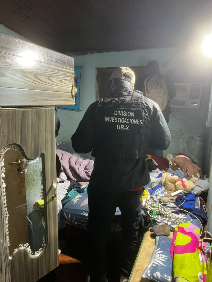 Desarticularon un narco búnker y detuvieron a cinco personas tras allanamientos simultáneos en Posadas 4 8 - Desarticularon un narco bunker y detuvieron a cinco personas tras allanamientos simultaneos en Posadas 3 - 7