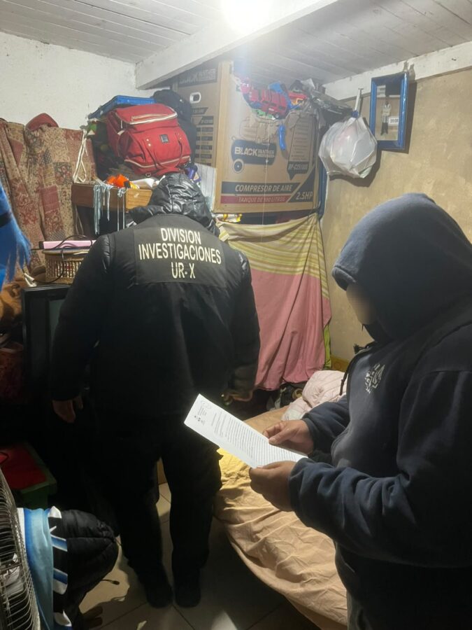 Desarticularon un narco búnker y detuvieron a cinco personas tras allanamientos simultáneos en Posadas 2 4 - Desarticularon un narco bunker y detuvieron a cinco personas tras allanamientos simultaneos en Posadas 5 - 3