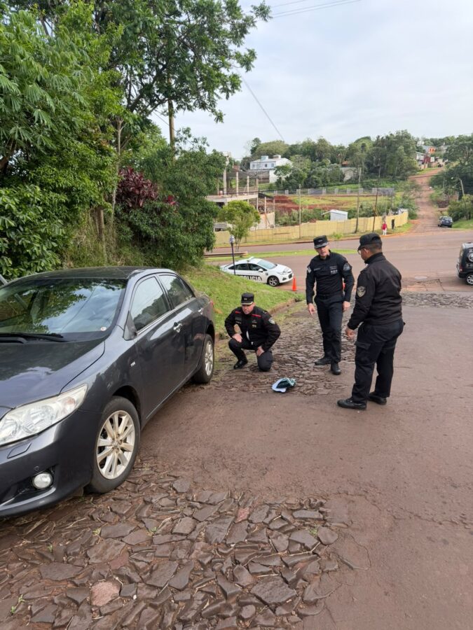 Detuvieron a un joven y secuestraron un Toyota Corolla por la muerte de un motociclista en Oberá 1 2 - Detuvieron a un joven y secuestraron un Toyota Corolla por la muerte de un motociclista en Obera 1 - 1