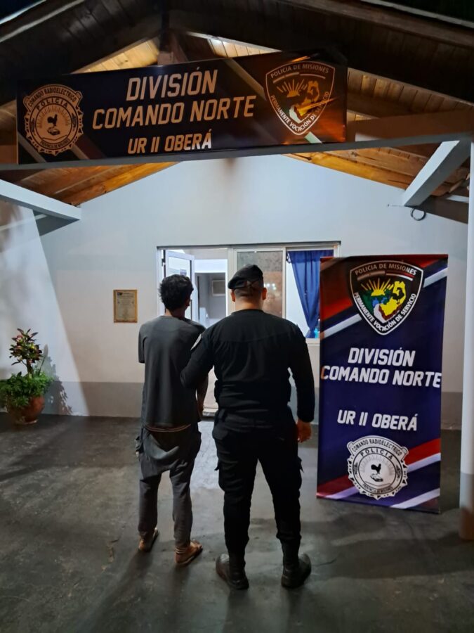 Operativos policiales en cuatro localidades dejaron 15 detenidos y una motocicleta recuperada 2 4 - Operativos policiales en cuatro localidades dejaron 15 detenidos y una motocicleta recuperada 1 - 3