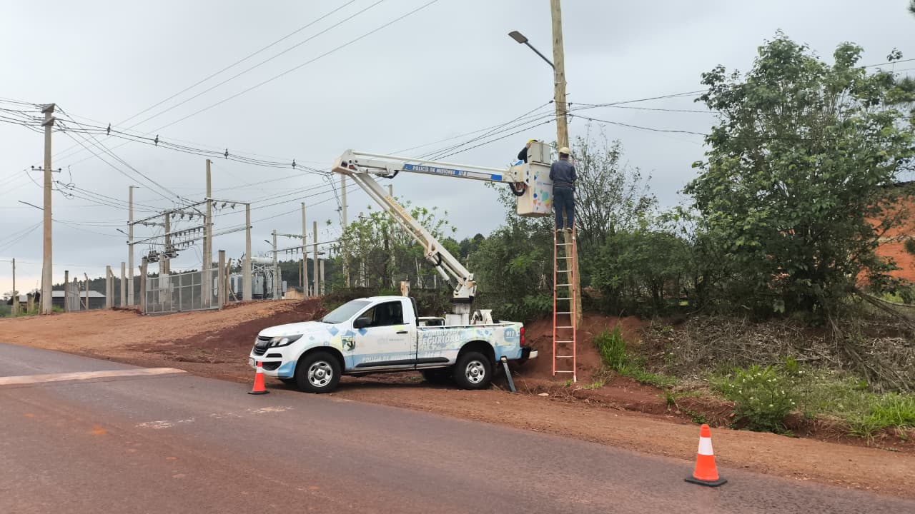 Refuerzan la videovigilancia en Puerto Esperanza como parte de la red de más de 5.000 cámaras de Misiones 4 8 - Refuerzan la videovigilancia en Puerto Esperanza como parte de la red de mas de 5.000 camaras de Misiones 3 - 7