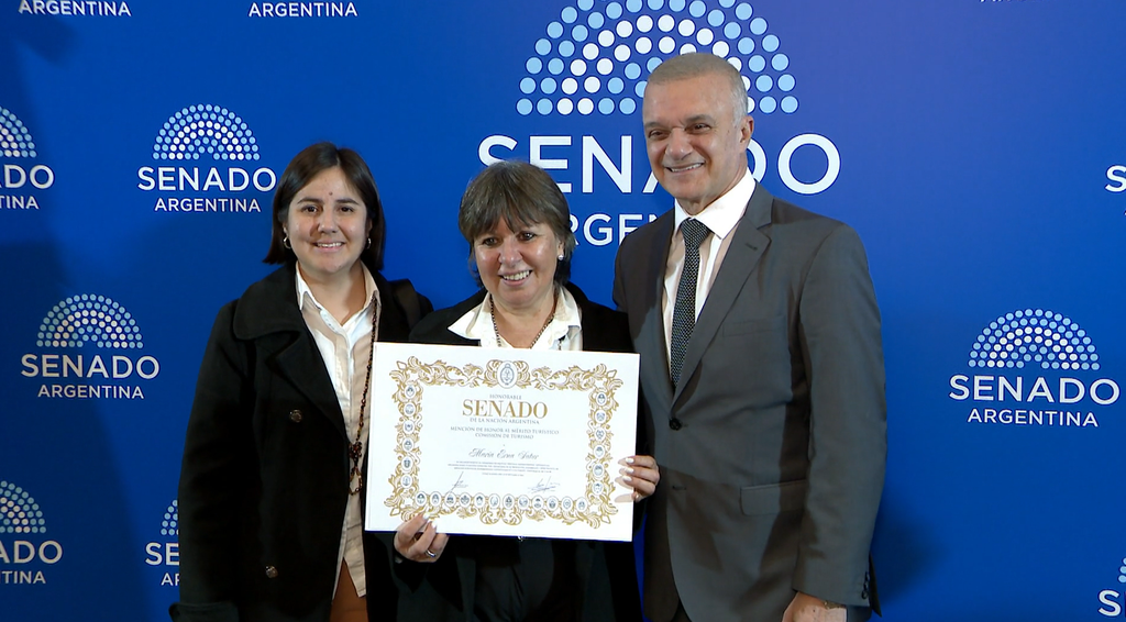 Una referente del turismo misionero fue distinguida en el Senado por su aporte a Valle Encantado 1 2 - Senado satur - 1