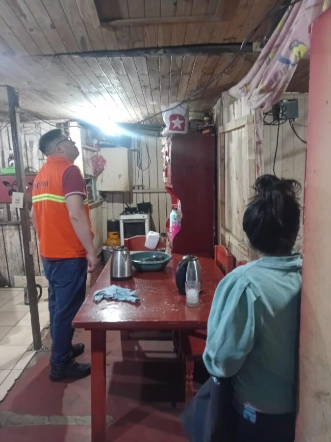 Tras los temporales, Provincia y municipios avanzan con la asistencia a casi 500 familias misioneras 2 4 - Tras los temporales Provincia y municipios avanzan con la asistencia a casi 500 familias 8 - 3