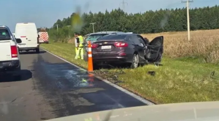 Impactante choque frontal en la ruta 12 en Corrientes: murieron tres personas 1 2 - choque 1 - 1
