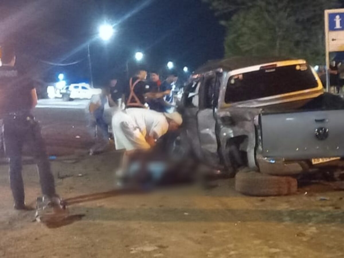 Un adolescente conducía una Amarok que protagonizó un choque con dos muertos y cinco heridos en San Vicente 1 2 - choque san vicente 1 - 1