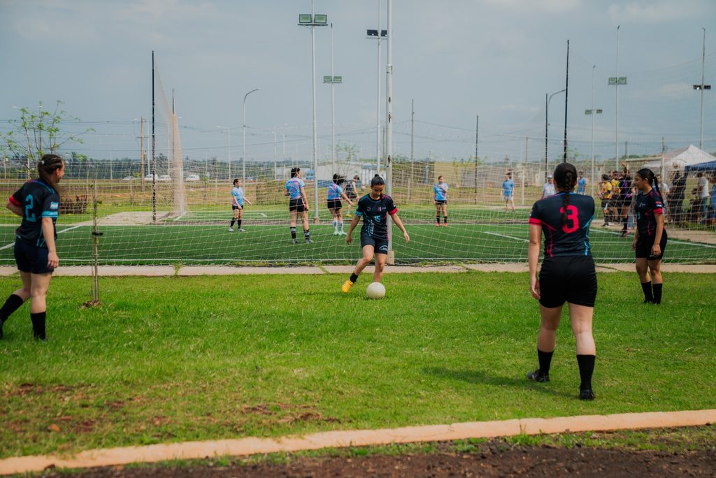 Costa Sur vive una jornada de deportes, música y actividades recreativas por el Día del Estudiante 2 4 - costa sur 5 - 3