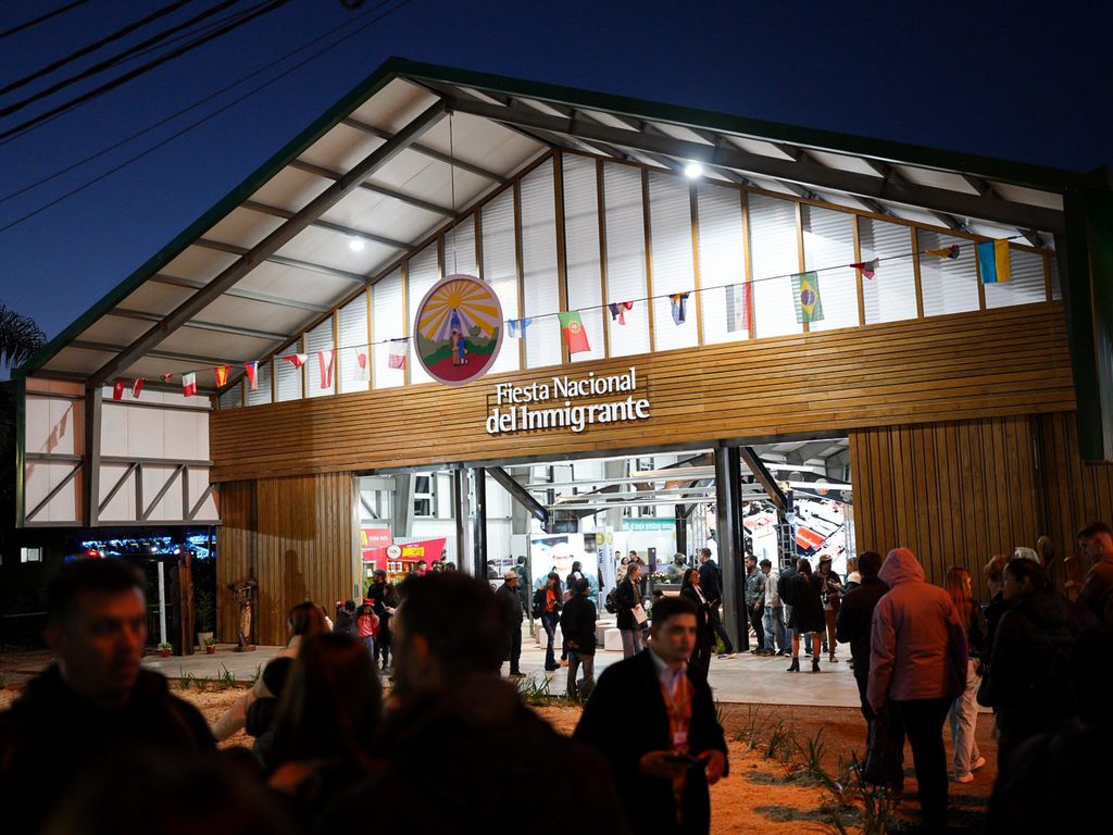 fiesta del inmigrante 13 - 19