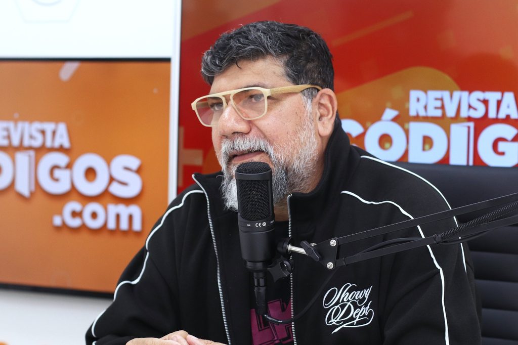 Luis Pastori y Joselo Schuap pasaron por el streaming de Códigos 6 12 - joselo 4 - 11