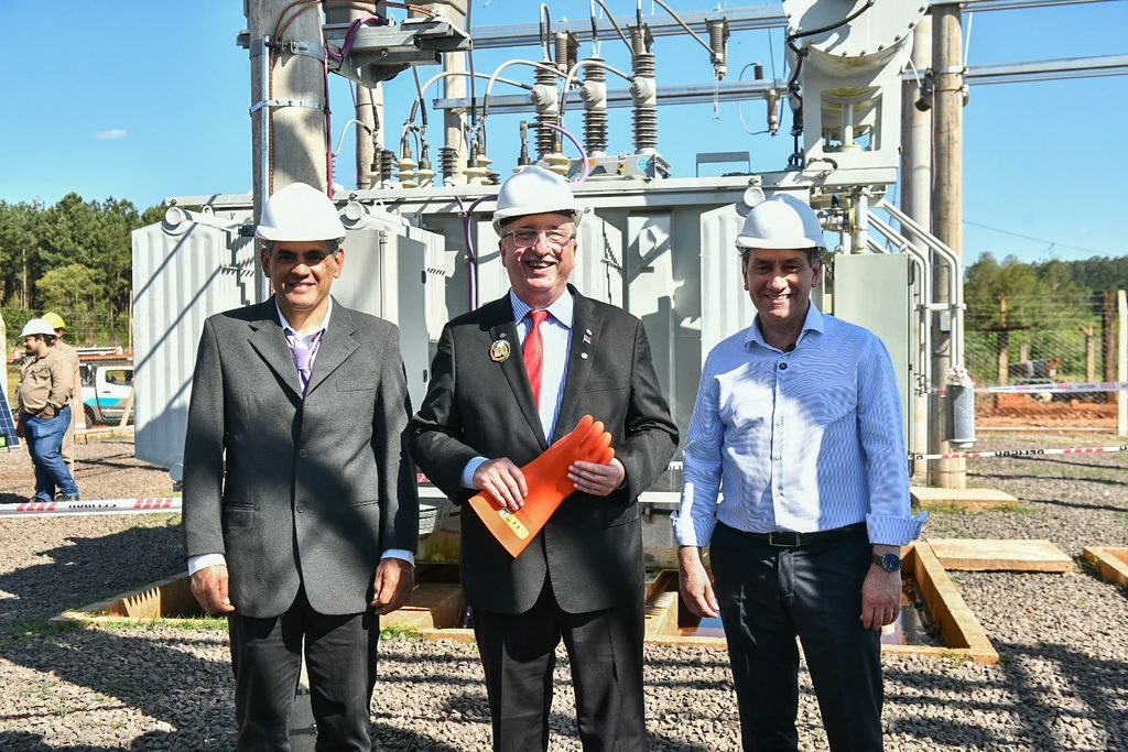 Passalacqua inauguró una subestación que duplica la potencia eléctrica de Puerto Esperanza 8 16 - subestacion transformadora 4 - 15