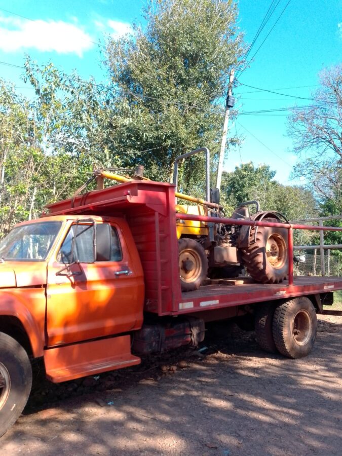Productores empezaron el tractorazo y marchan hacia Iguazú por la visita de Milei 1 2 - tractorazo 2 - 1