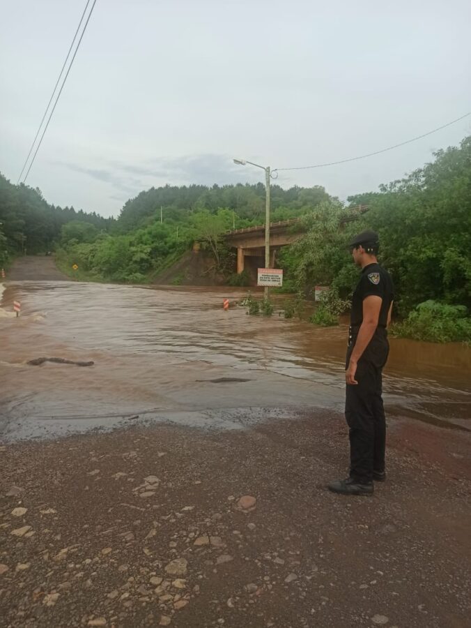 El Niño: aumentan a 112 las viviendas dañadas por el temporal en Misiones y hay cuatro familias evacuadas 5 10 - El Nino aumentan a 112 las viviendas danadas por el temporal en Misiones y hay cuatro familias evacuadas 9 - 9