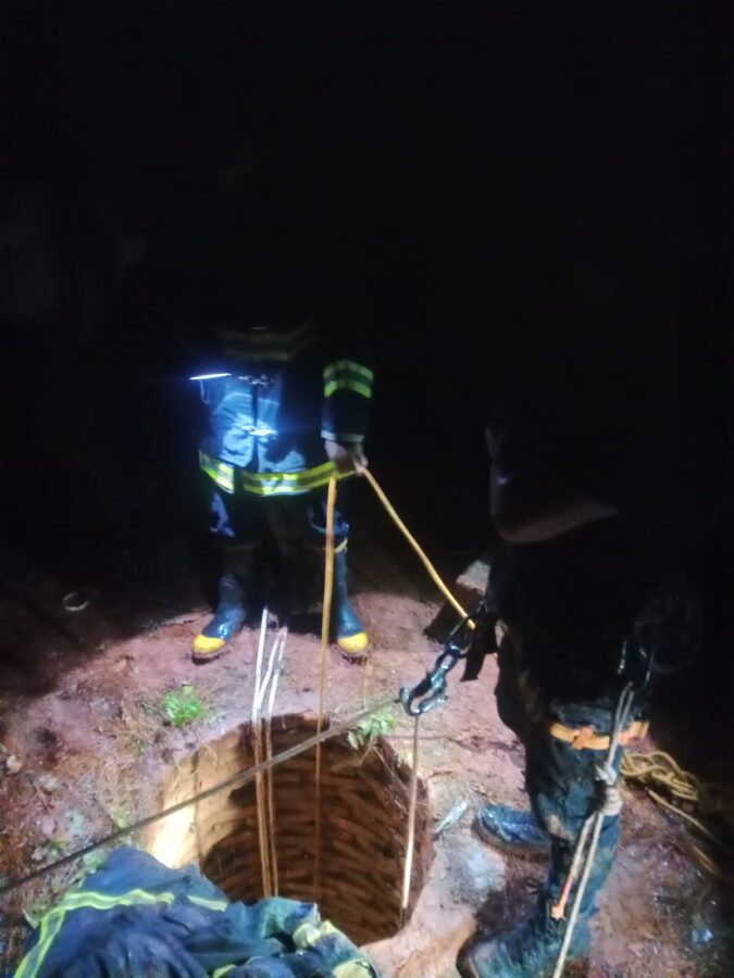 Murió un caballo tras caer a un pozo de más de 20 metros en Garupá 1 2 - Murio un caballo tras caer a un pozo de mas de 20 metros en Garupa 1 - 1