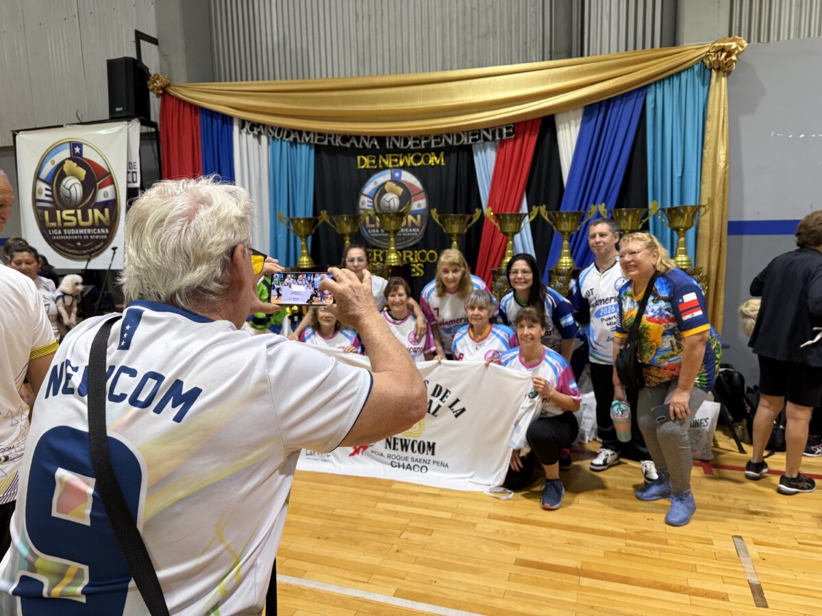 El turismo deportivo impulsó la economía de Puerto Rico con un movimiento de $200 millones 11 22 - Un torneo sudamericano de Newcom genero un movimiento economico de 200 millones en Puerto Rico 6 - 21