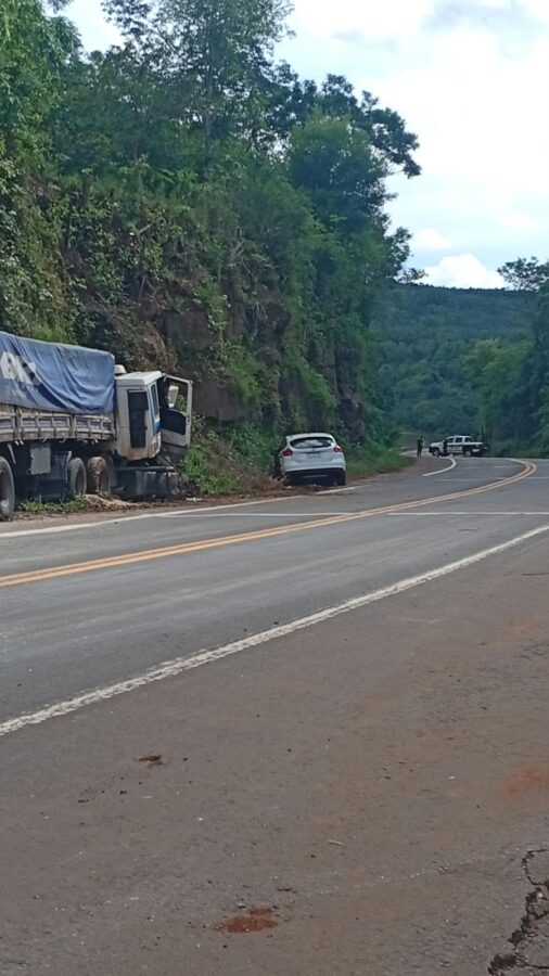 Un camión se habría quedado sin frenos y chocó contra un auto en Puerto Piray: cuatro hospitalizados 1 2 - WhatsApp Image 2026 10 17 at 11.31.08 1 - 1