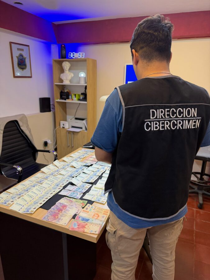 WhatsApp falsas transferencias y subsidios las principales estafas detectadas en Misiones 5 - 5