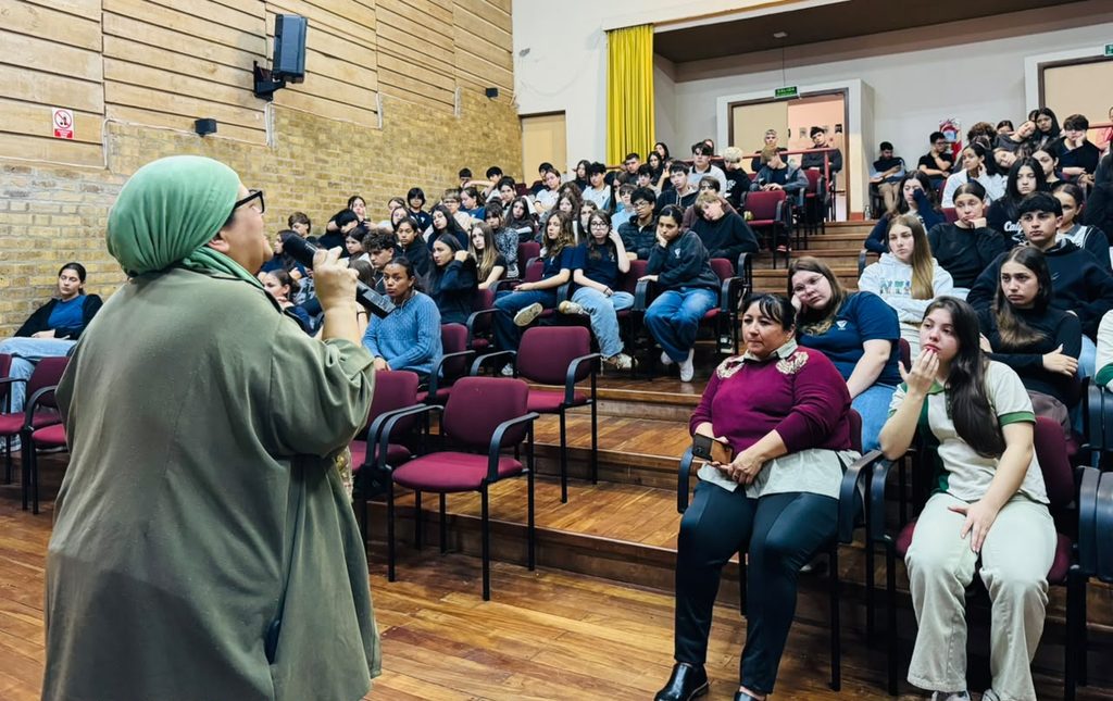 Estudiantes del ITEC Alem se capacitaron en accesibilidad turística y turismo rural 2 4 - alumnos 2 - 3