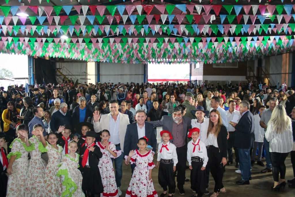 Carlos Sartori en el 9° aniversario de Pozo Azul: "Trabajemos por lo que viene, no bajen los brazos" 9 18 - aniversario pozo azul 9 - 17