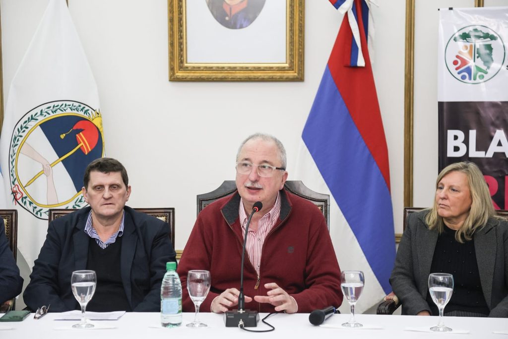 Passalacqua presentó un Black Friday que se realizará de forma simultánea en San Pedro, Jardín América y Apóstoles 5 10 - black en municipios 1 - 9