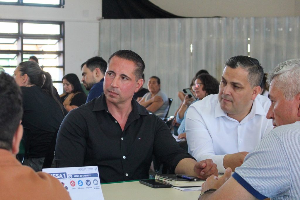 El Gabinete en los Barrios llegó a Itaembé Miní: “Venimos a trabajar en acciones concretas junto a los vecinos”, afirmó Sartori 5 10 - el gabinete en tu barrio 4 - 9