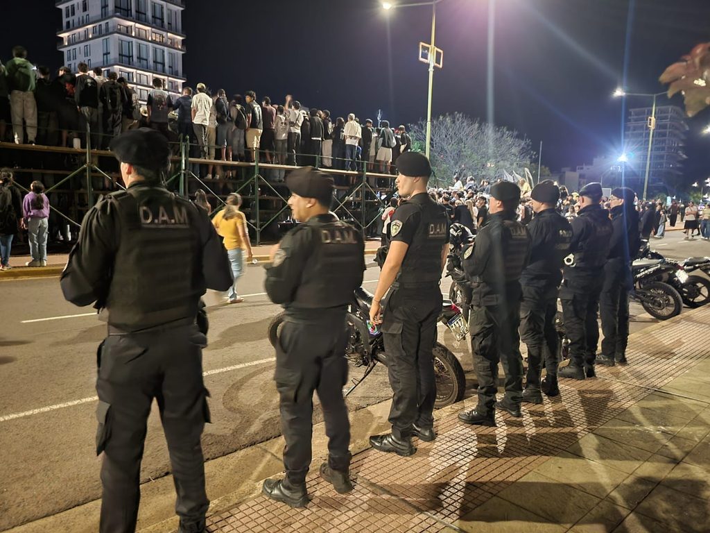Estudiantina 2026: desplegarán un amplio operativo de seguridad para la última noche de calle 3 6 - estudiantina 2026 5 - 5