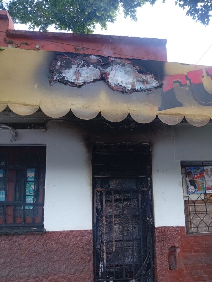 Bomberos y policías intervinieron ante un principio de incendio en Posadas 1 2 - incendio posadas 1 - 1