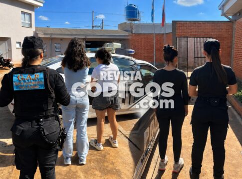 Guerra de precios en La Placita de Posadas terminó a los golpes y con tres vendedoras demoradas