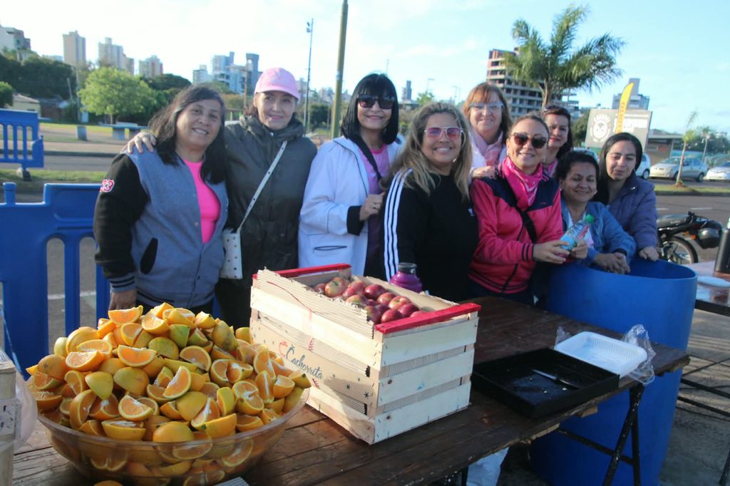 La costanera de Posadas se tiñó de rosa con mil participantes en una carrera por la prevención 1 2 - mes rosa 9 - 1