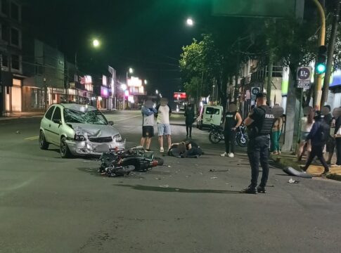 Dos jóvenes graves tras un violento choque en Wanda 5 7 - motociclista herido