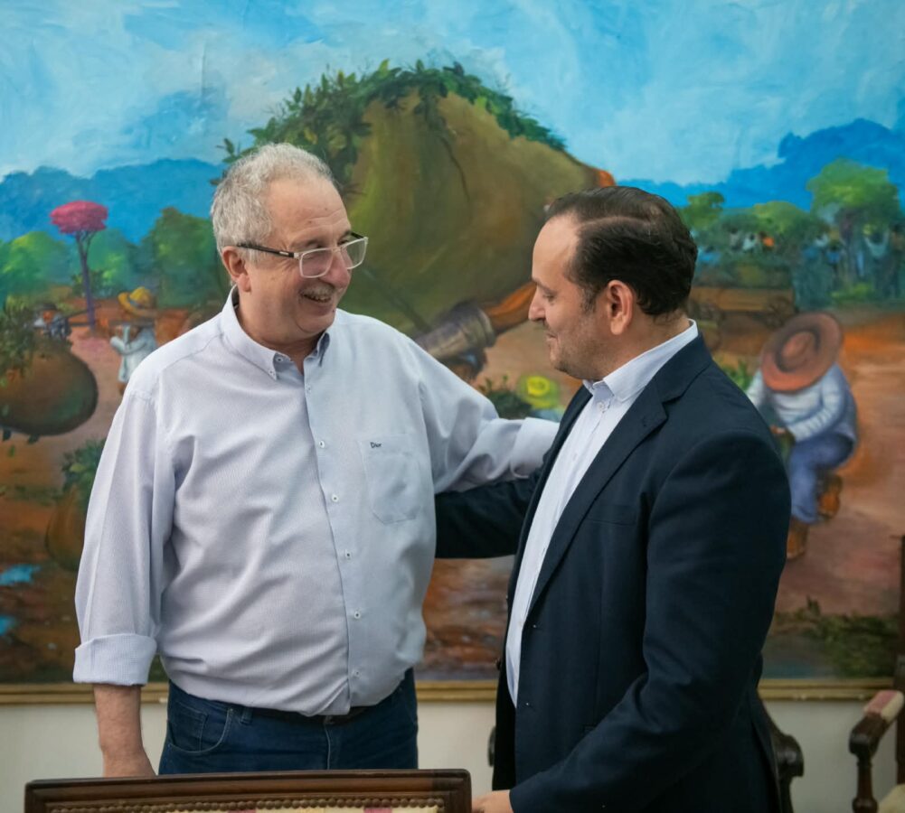 Passalacqua recibió al intendente electo de Encarnación para abordar la integración con Misiones 2 4 - passalacqua 3 1 - 3