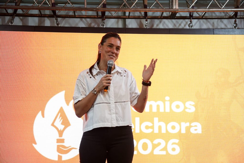 Passalacqua encabezó la 4° edición de los Premios Melchora y entregó reconocimientos a mujeres misioneras 6 12 - passalacqua melchora 4 - 11