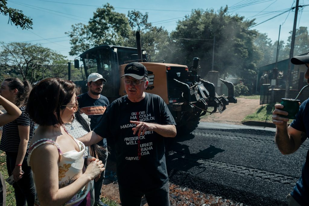 Passalacqua destacó la articulación con Oberá durante una recorrida por obras: “En momentos difíciles hay que trabajar en conjunto” 7 14 - passalacqua obras 10 - 13