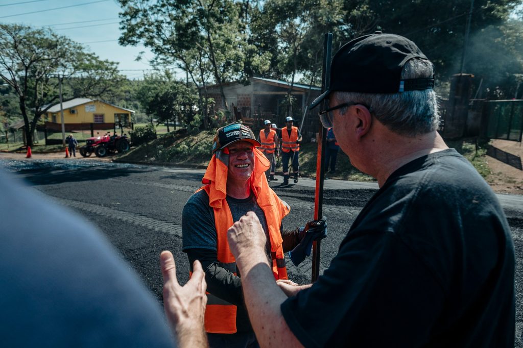 Passalacqua destacó la articulación con Oberá durante una recorrida por obras: “En momentos difíciles hay que trabajar en conjunto” 5 10 - passalacqua obras 8 - 9
