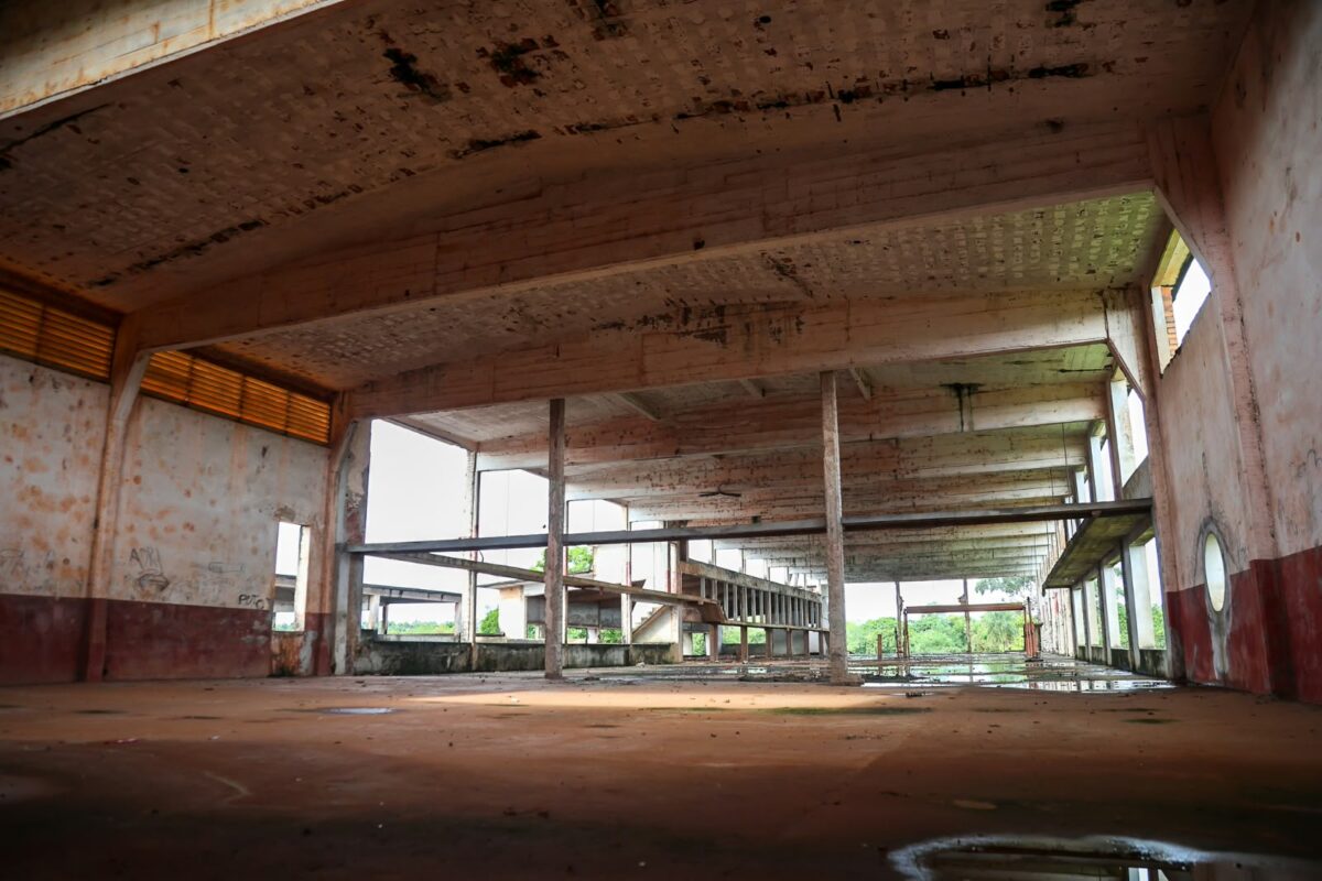 Passalacqua visitó el renovado Centro de Seguridad Urbana de Montecarlo y destacó la incorporación de tecnología 16 32 - polo educativo 1 - 31