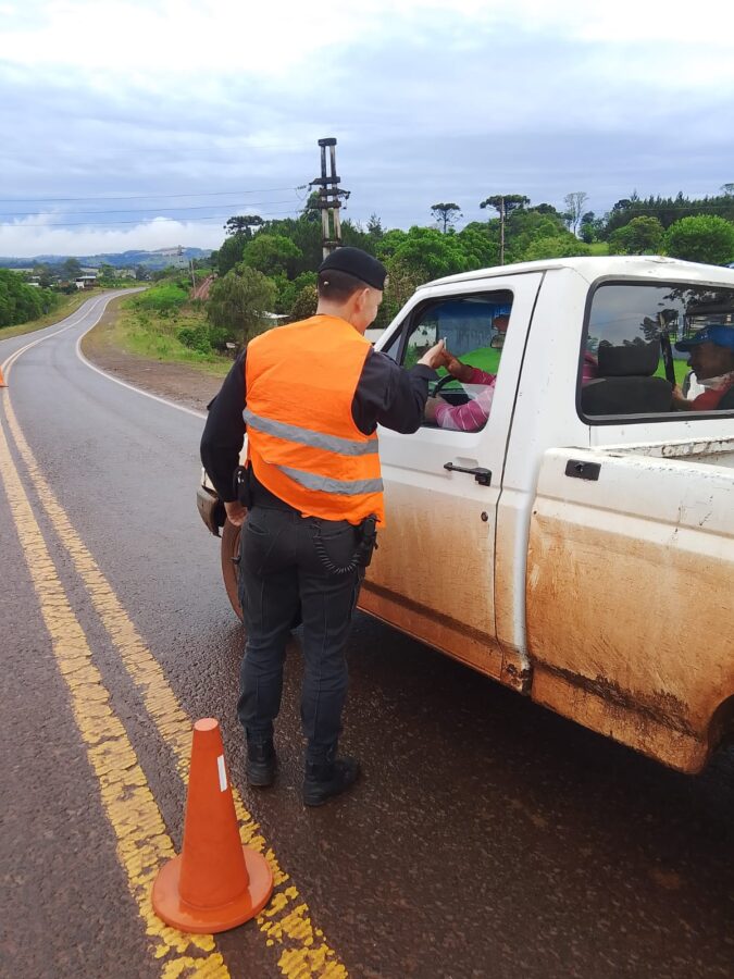La Policía reitera las recomendaciones para prevenir siniestros viales ante las intensas lluvias 1 2 - recomendaciones4 - 1