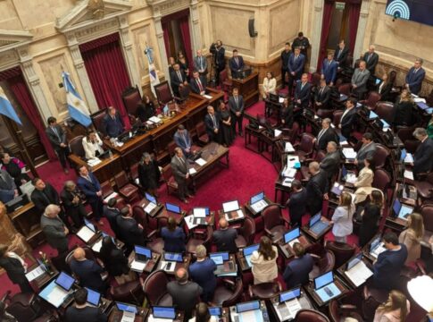 Francos renunció a la Jefatura de Gabinete y lo reemplazará Adorni 2 2 - senado